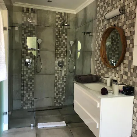 Bloemenzee Boutique B&B Gordons Bay Exterior photo